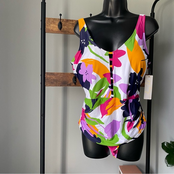 Anne Cole -women’s Center Front Cutout One Piece Swimsuit lush garden size 16 - Picture 2 of 7